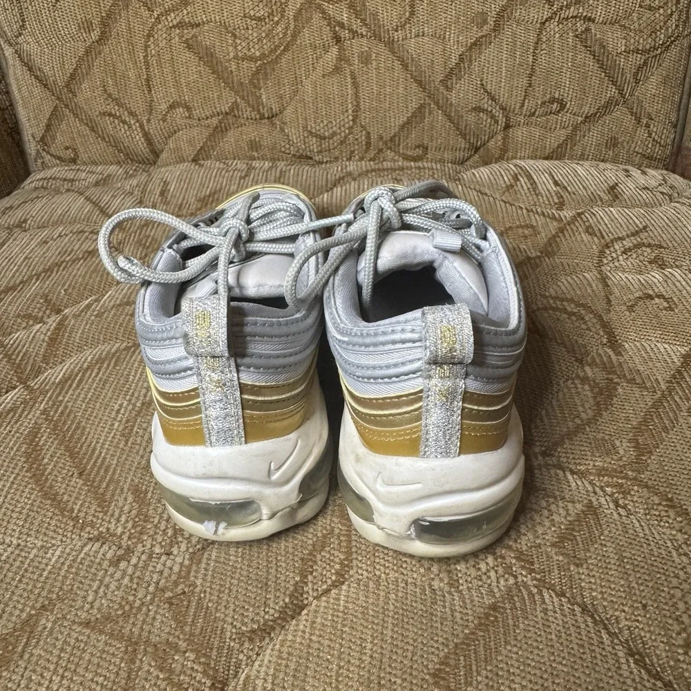 Nike Air‎ Max 97 AQ4137-001 Metallic Gold Silver Sneakers Shoes Womens 5.5